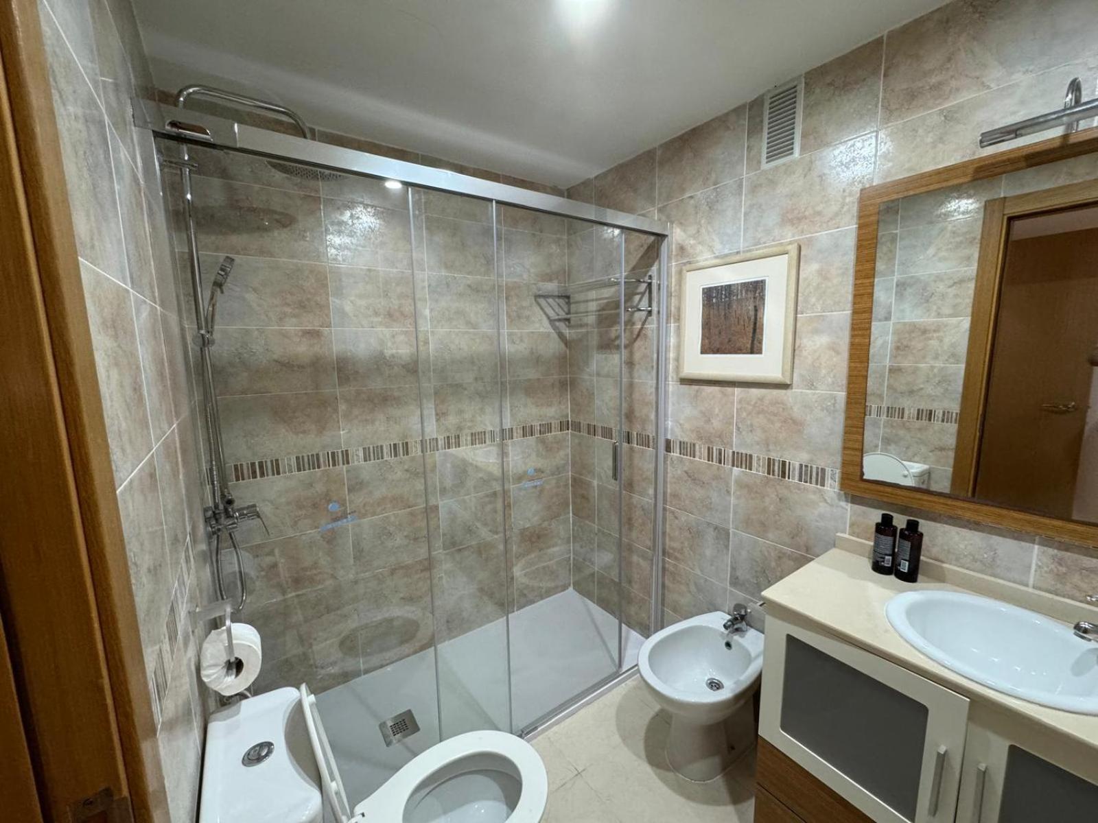Cala Blanca I World, Confort- Servhouse Apartamento